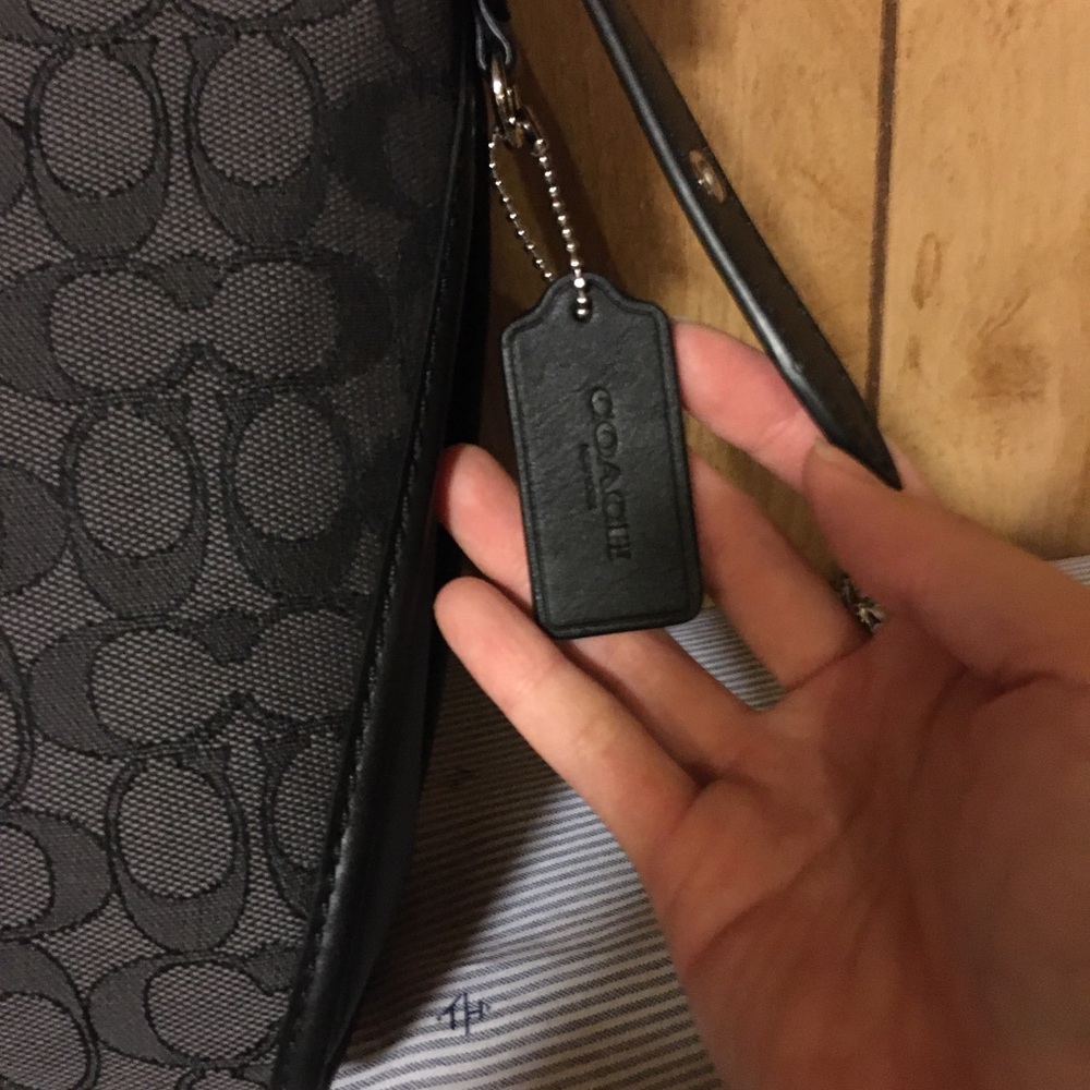 Coach crossbody - Picture 5 of 9